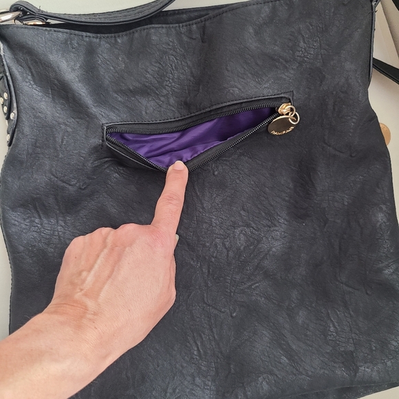 RAMPAGE Faux Leather Crossover Bag - Picture 4 of 6